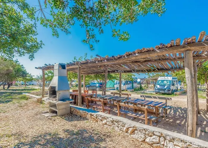 Glamping Tents Mediteran Kamp Phalaris